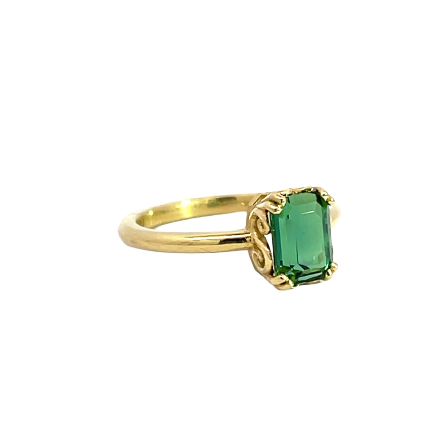18k Yellow Gold Green Tourmaline Ring