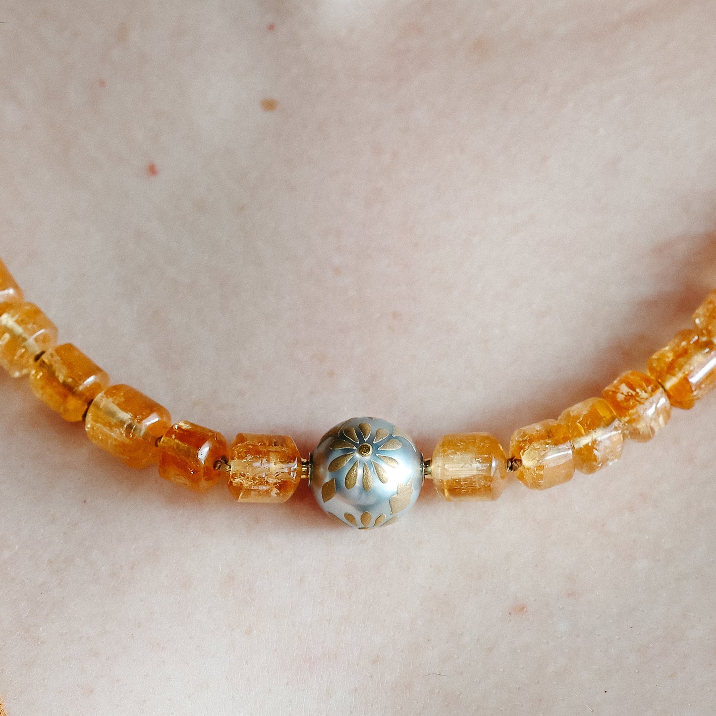 Gold Flower Maki-e Pearl Clasp