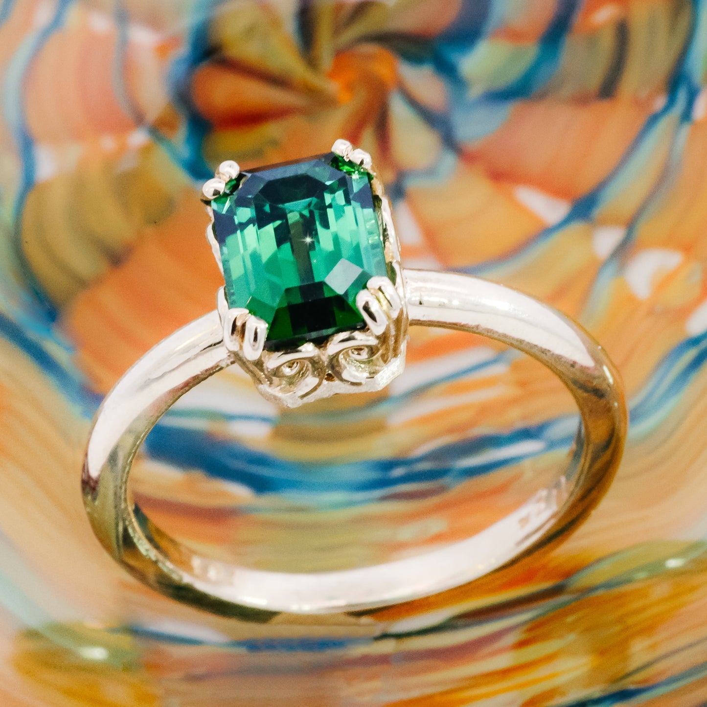18k Yellow Gold Green Tourmaline Ring