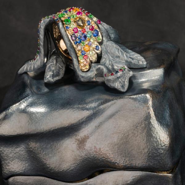 Custom Jewelry, presentation box, sterling silver, sapphires, colored sapphires, cabochon, citrine, llyn strong, art jewelry, wing, ring, Greenville, South Carolina