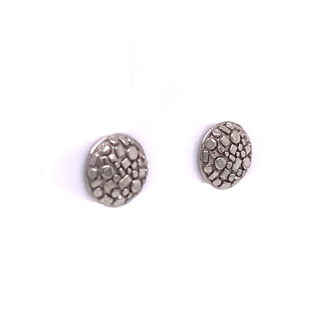 Custom Jewelry, 18k white gold bits and pieces studs, llyn strong, Greenville, South Carolina
