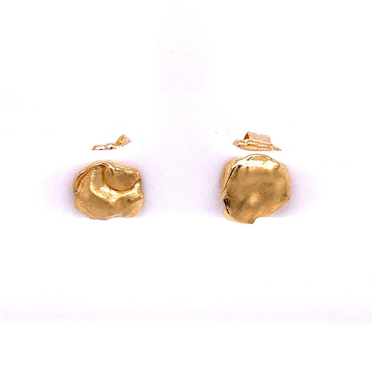 Custom Jewelry, 18k yellow gold grain studs, llyn strong, Greenville, South Carolina