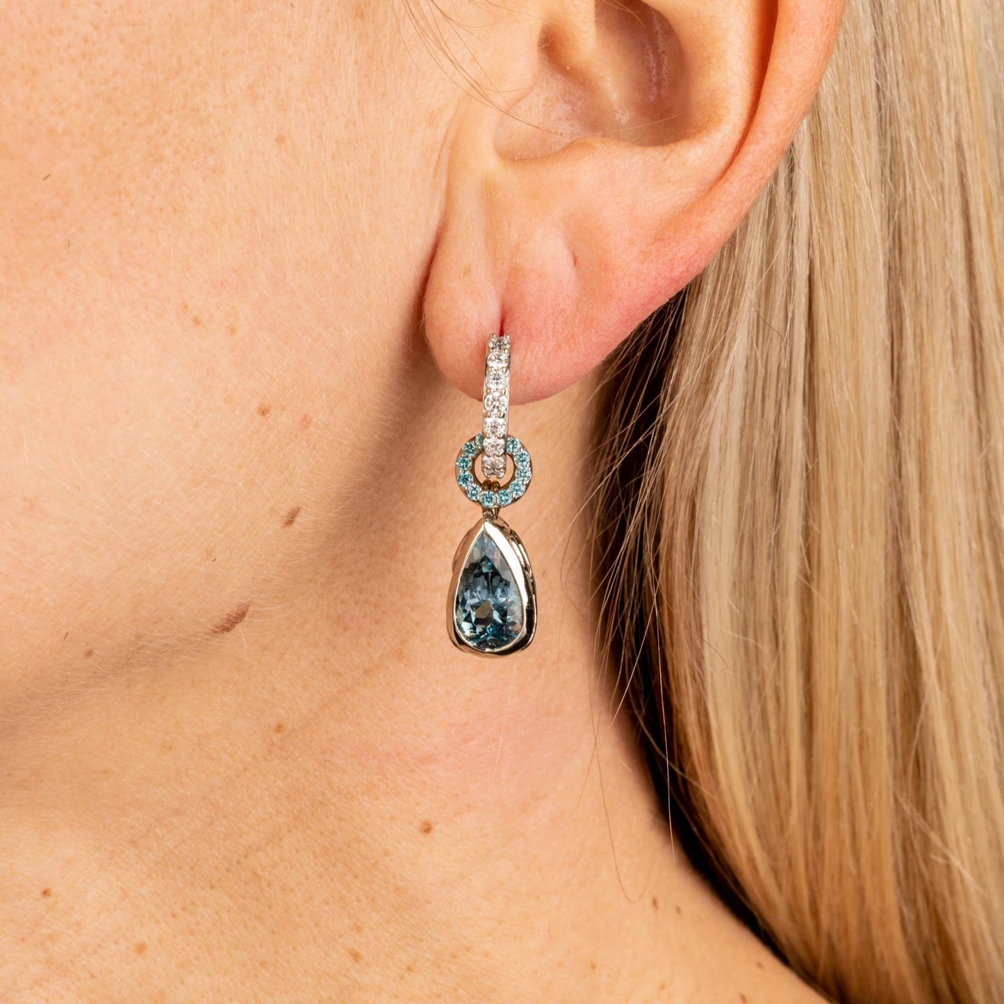 Custom jewelry, Diamond huggie hoops, blue diamond sparkle circle, aquamarine jackets, llyn strong, Greenville, South Carolina