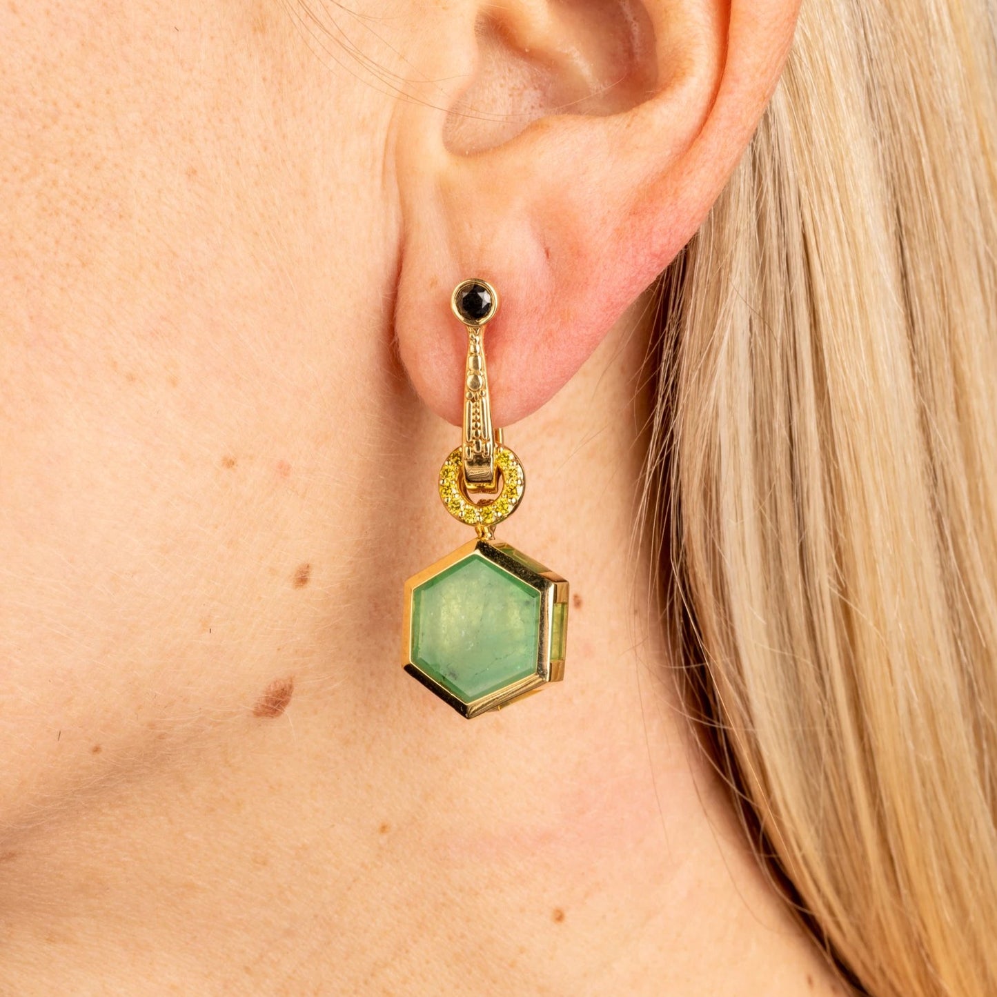 custom jewelry, diamonds, yellow gold, earring, jacket, llyn strong