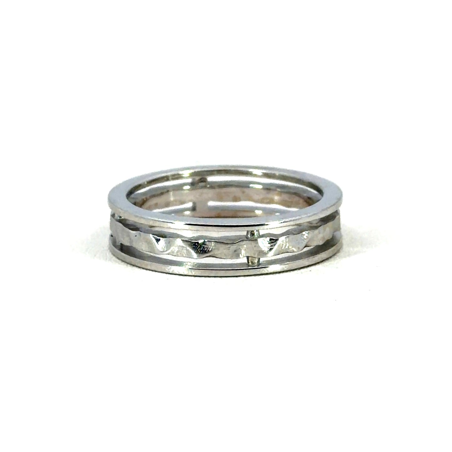 18k White Gold Hammered Ring