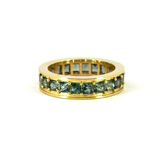 18k Yellow Gold Teal Sapphire Band
