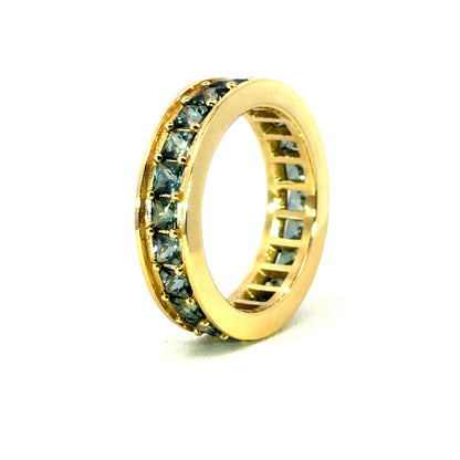 18k Yellow Gold Teal Sapphire Band