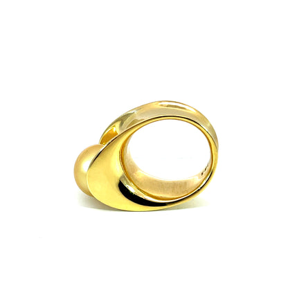 Kinetic Golden Pearl Ring with 18k Yellow Gold