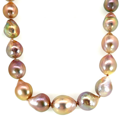 Pink Pearl Necklace with a Rose Gold Modullyn Clasp