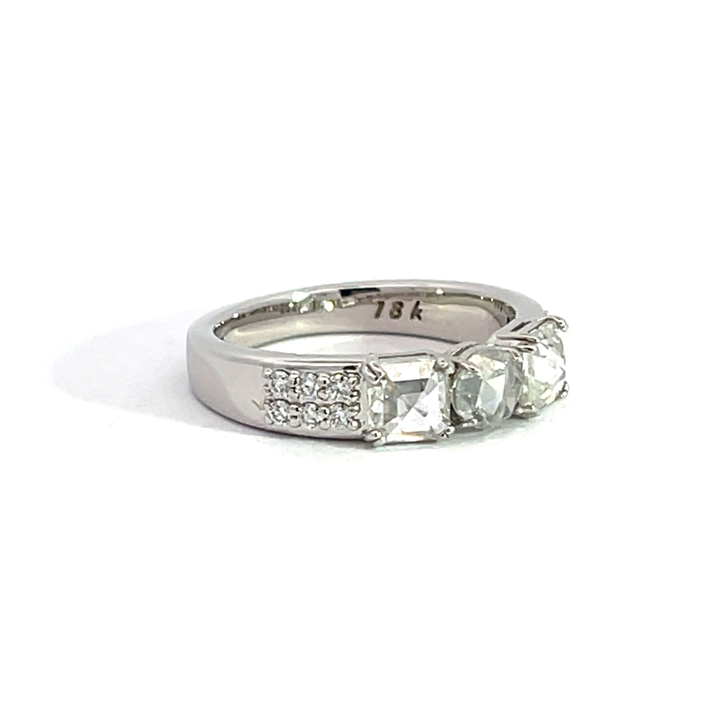 18k White Gold Ring with Rose Cut White Diamonds