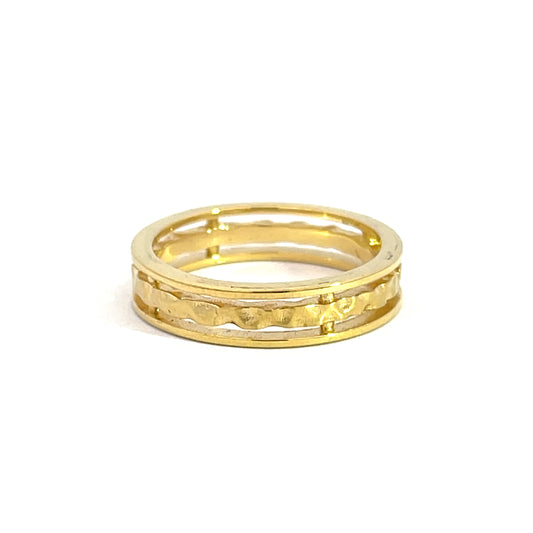 18k Yellow Gold Floating Hammered Ring