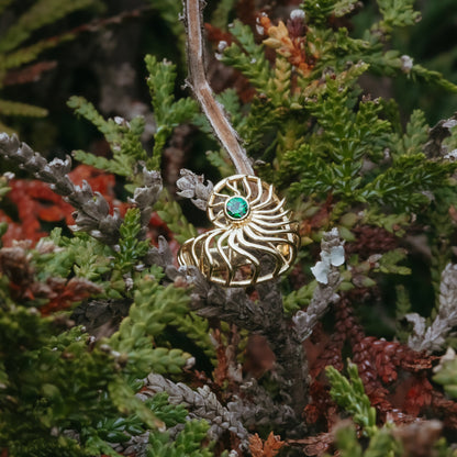 18k Yellow Gold Tsavorite Garnet Ammonite Ring