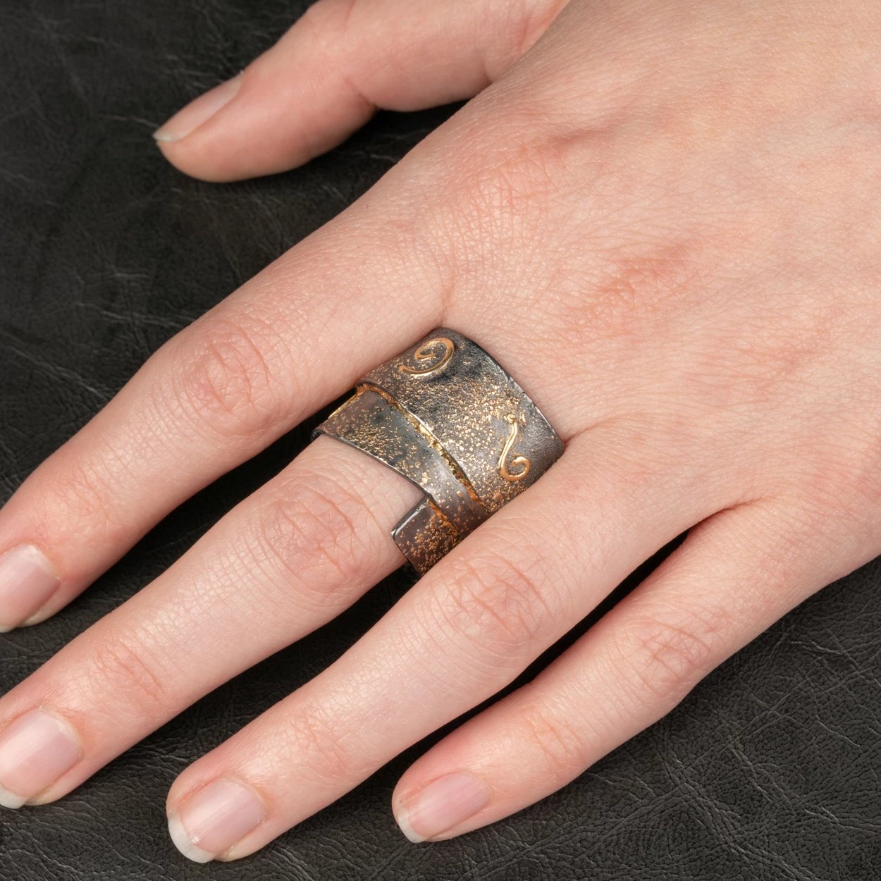 custom jewelry, gold, silver, ring, llyn strong, greenville, south carolina