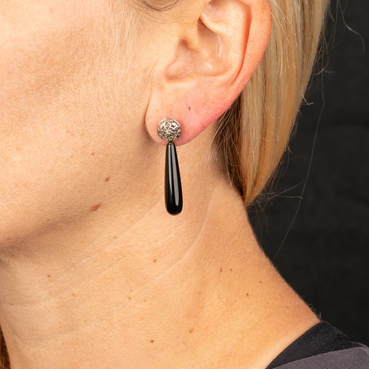 Custom Jewelry, earrings, white gold, studs, llyn strong, Greenville, South Carolina